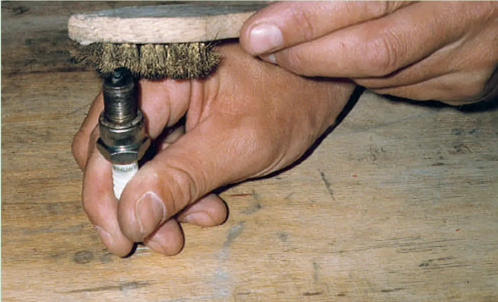 How to Replace Spark Plugs--Step 4